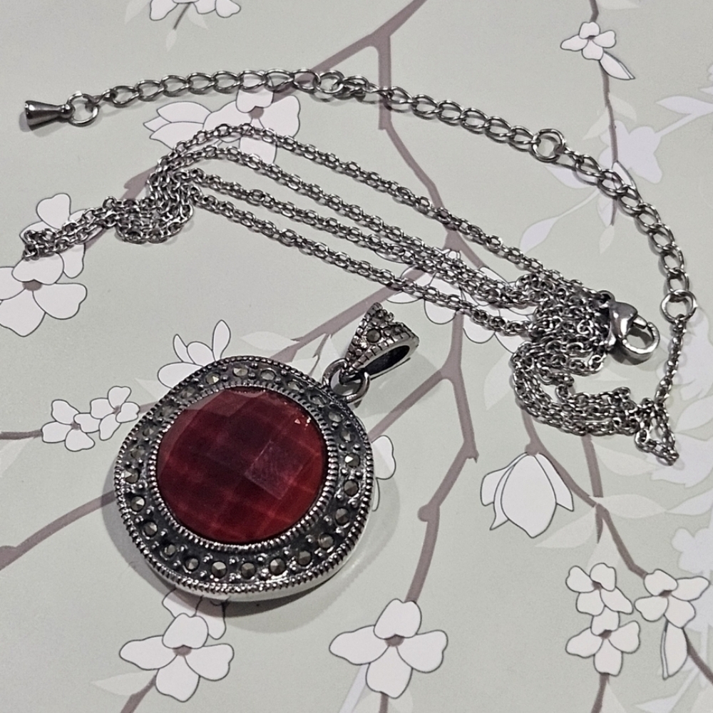 Marcasite Silver Pendant Necklace